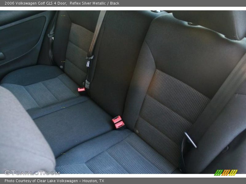 Reflex Silver Metallic / Black 2006 Volkswagen Golf GLS 4 Door