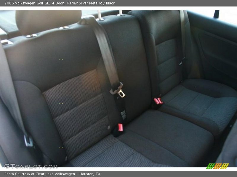 Reflex Silver Metallic / Black 2006 Volkswagen Golf GLS 4 Door