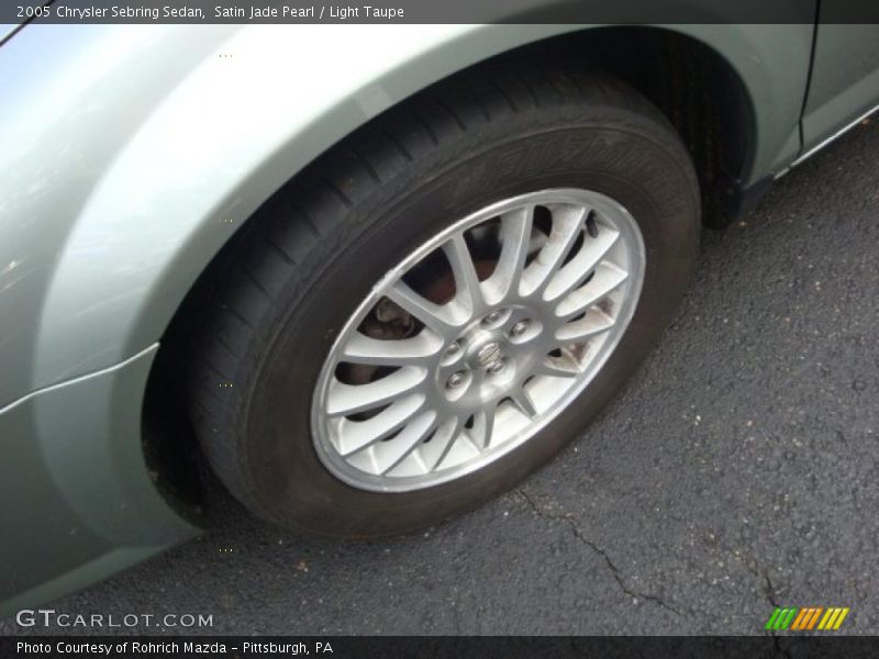 Satin Jade Pearl / Light Taupe 2005 Chrysler Sebring Sedan