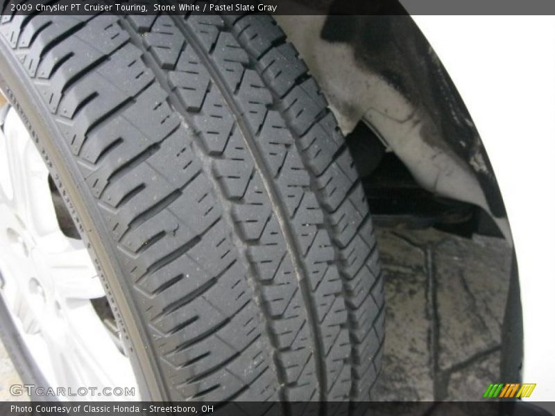 Stone White / Pastel Slate Gray 2009 Chrysler PT Cruiser Touring
