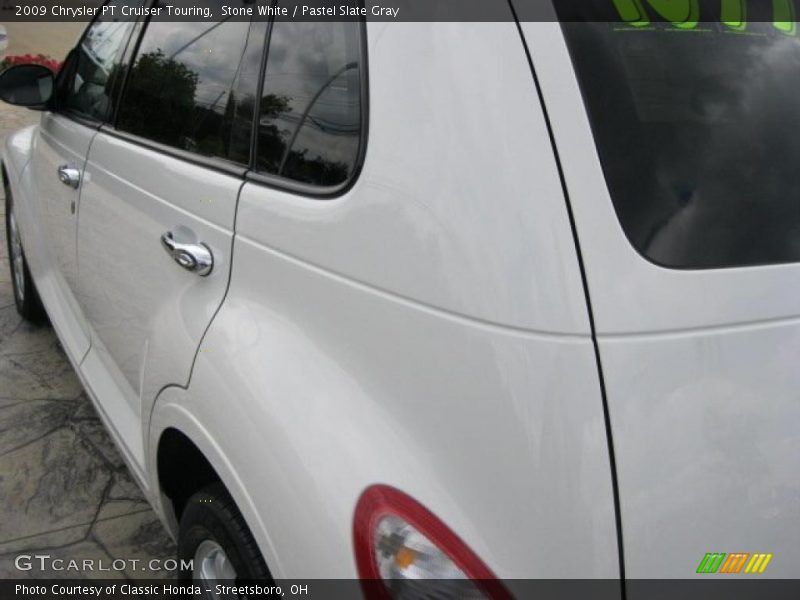 Stone White / Pastel Slate Gray 2009 Chrysler PT Cruiser Touring