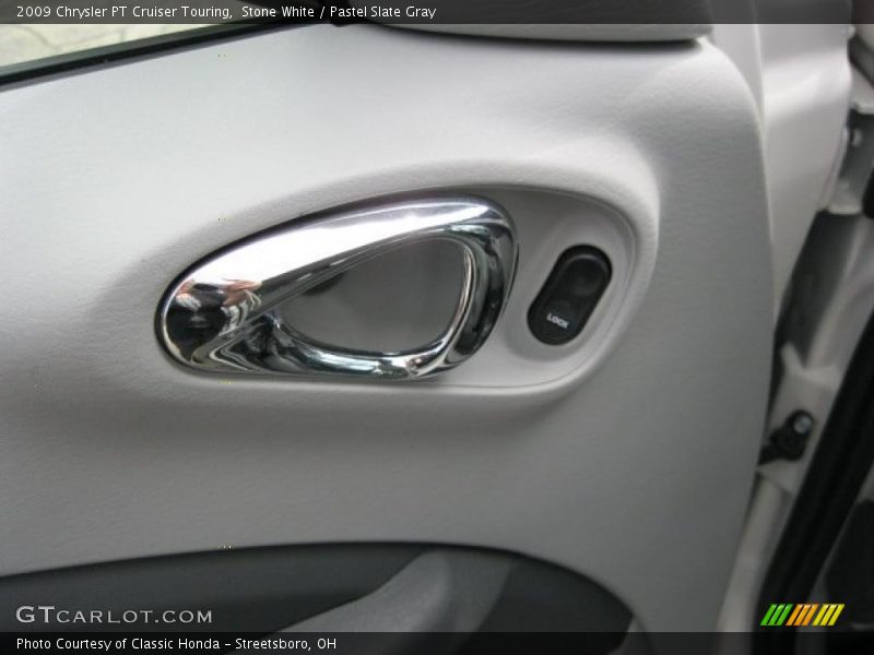 Stone White / Pastel Slate Gray 2009 Chrysler PT Cruiser Touring