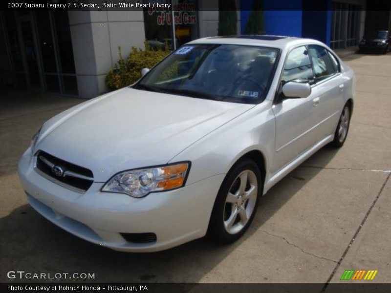 Satin White Pearl / Ivory 2007 Subaru Legacy 2.5i Sedan