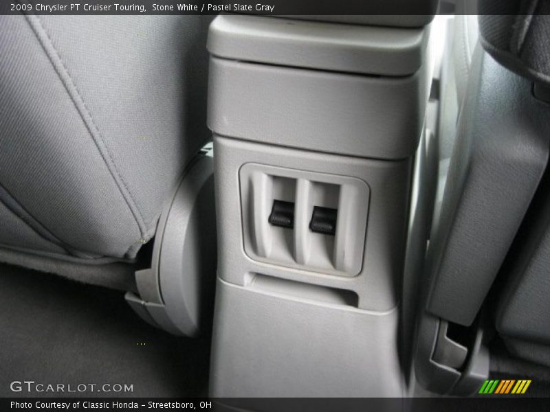 Stone White / Pastel Slate Gray 2009 Chrysler PT Cruiser Touring
