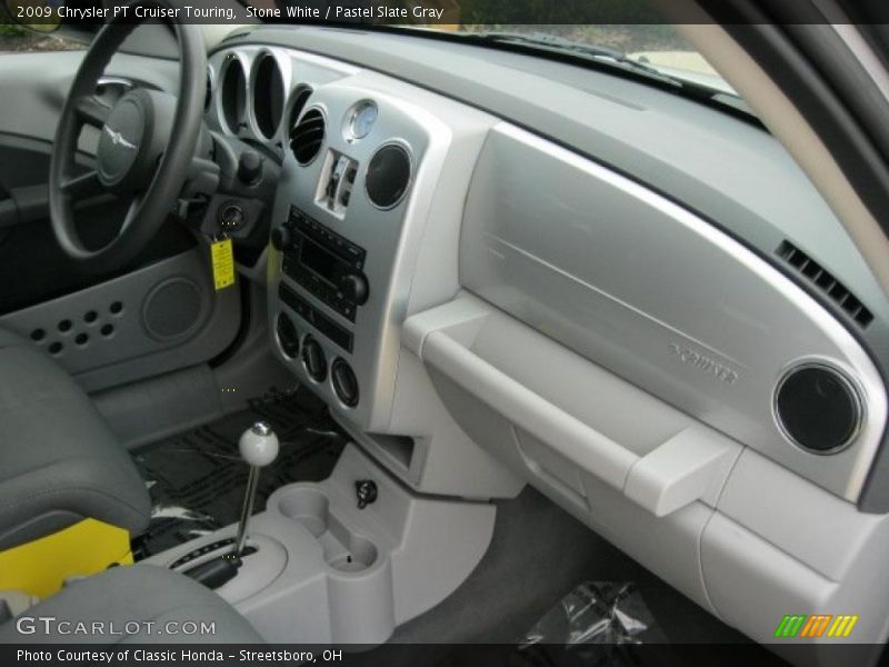 Stone White / Pastel Slate Gray 2009 Chrysler PT Cruiser Touring