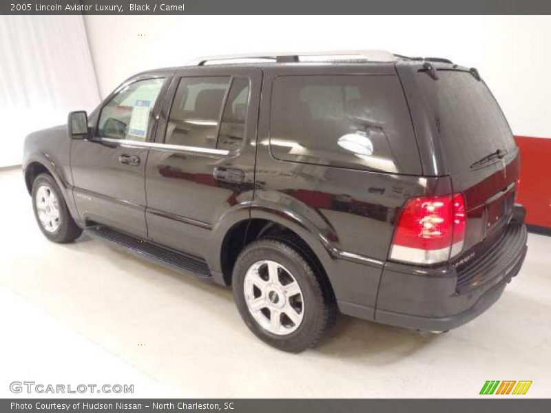 Black / Camel 2005 Lincoln Aviator Luxury