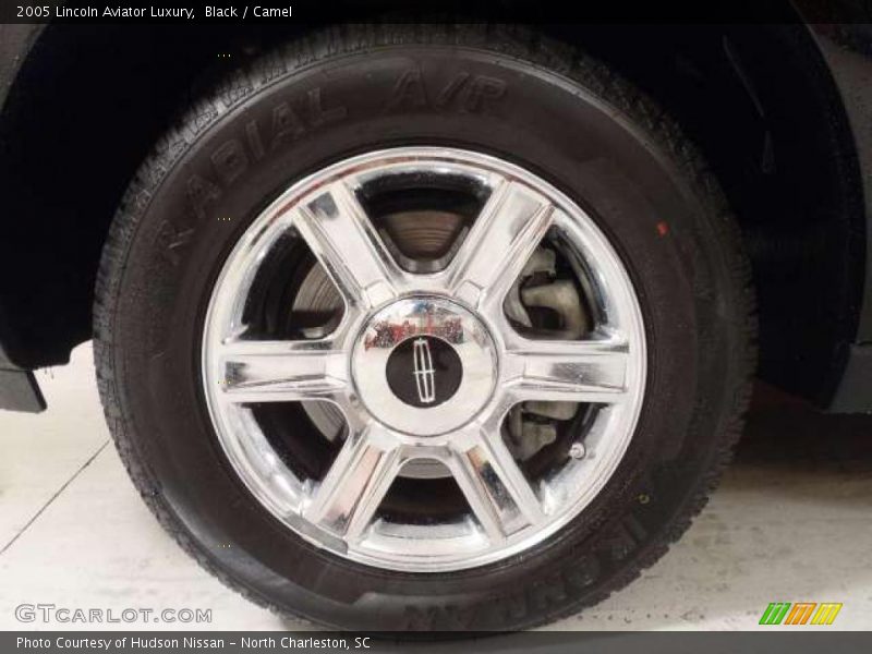  2005 Aviator Luxury Wheel