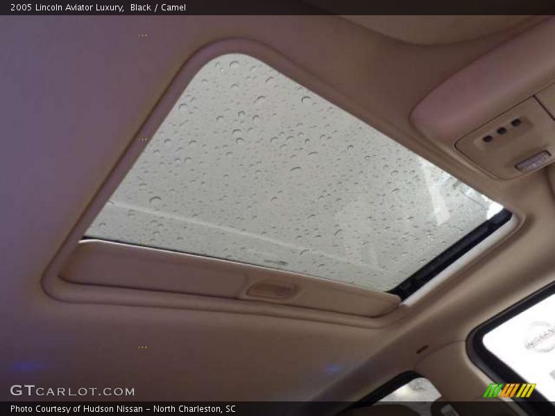 Black / Camel 2005 Lincoln Aviator Luxury