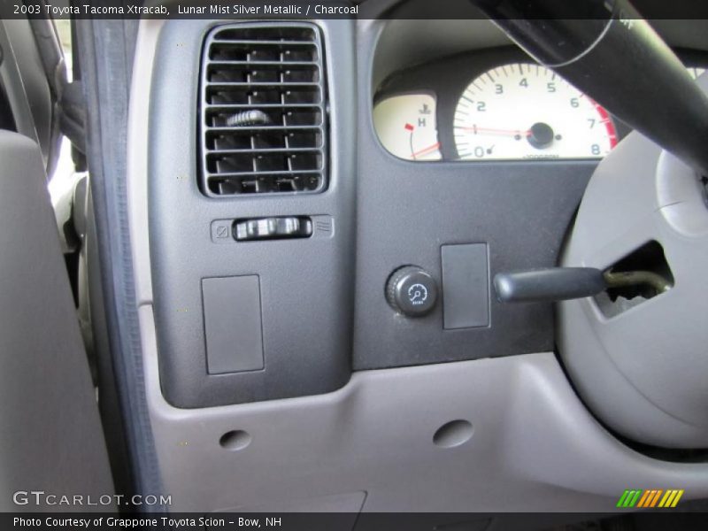Lunar Mist Silver Metallic / Charcoal 2003 Toyota Tacoma Xtracab