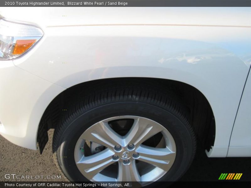 Blizzard White Pearl / Sand Beige 2010 Toyota Highlander Limited