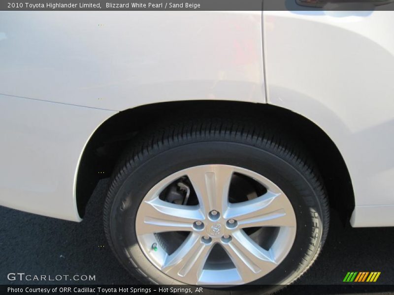 Blizzard White Pearl / Sand Beige 2010 Toyota Highlander Limited