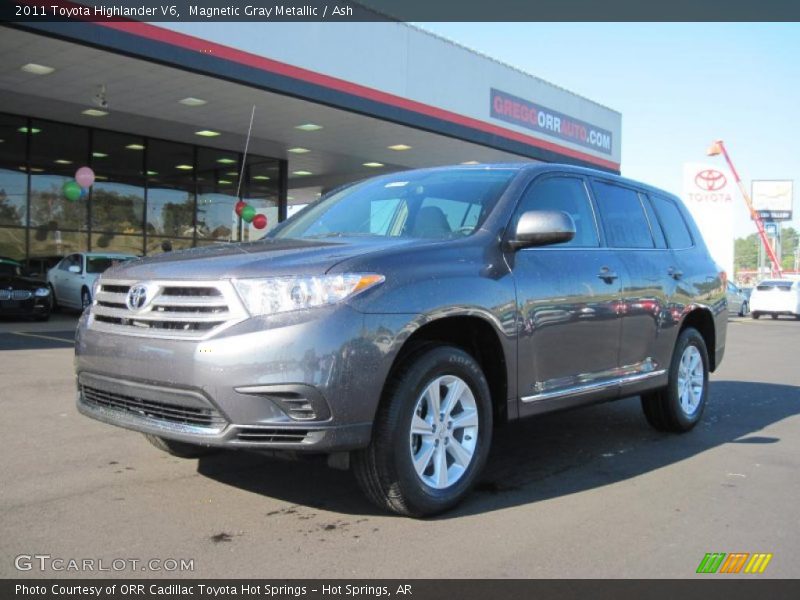 Magnetic Gray Metallic / Ash 2011 Toyota Highlander V6