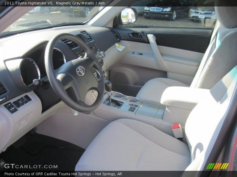 Magnetic Gray Metallic / Ash 2011 Toyota Highlander V6