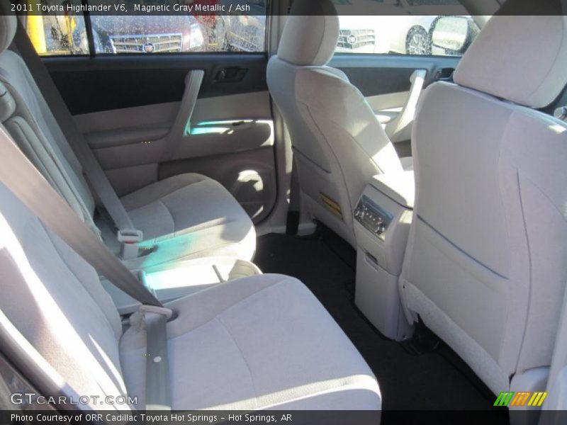 Magnetic Gray Metallic / Ash 2011 Toyota Highlander V6