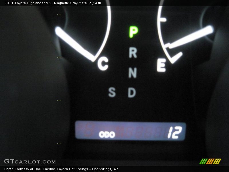 Magnetic Gray Metallic / Ash 2011 Toyota Highlander V6