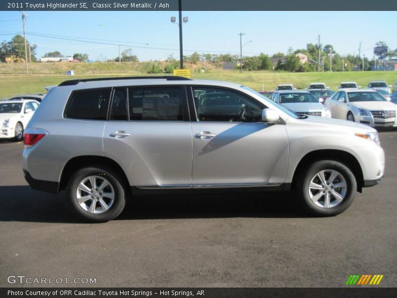 Classic Silver Metallic / Ash 2011 Toyota Highlander SE