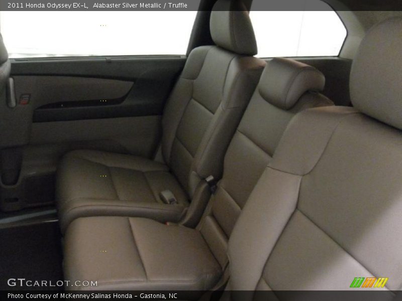 Alabaster Silver Metallic / Truffle 2011 Honda Odyssey EX-L