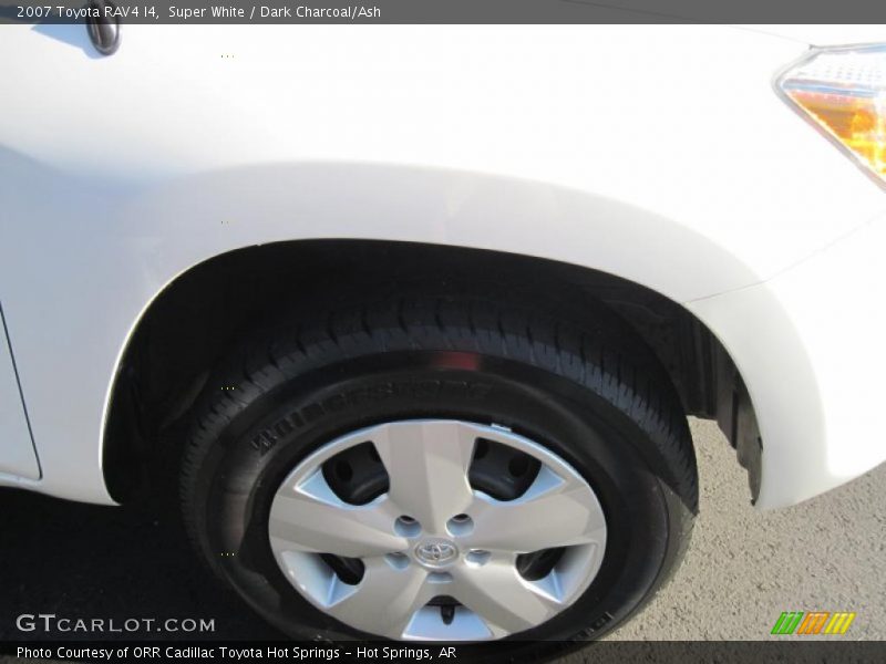 Super White / Dark Charcoal/Ash 2007 Toyota RAV4 I4
