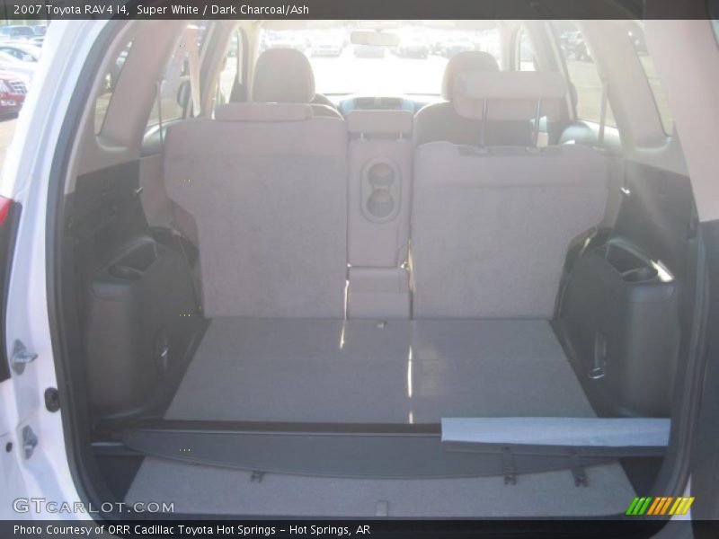 Super White / Dark Charcoal/Ash 2007 Toyota RAV4 I4