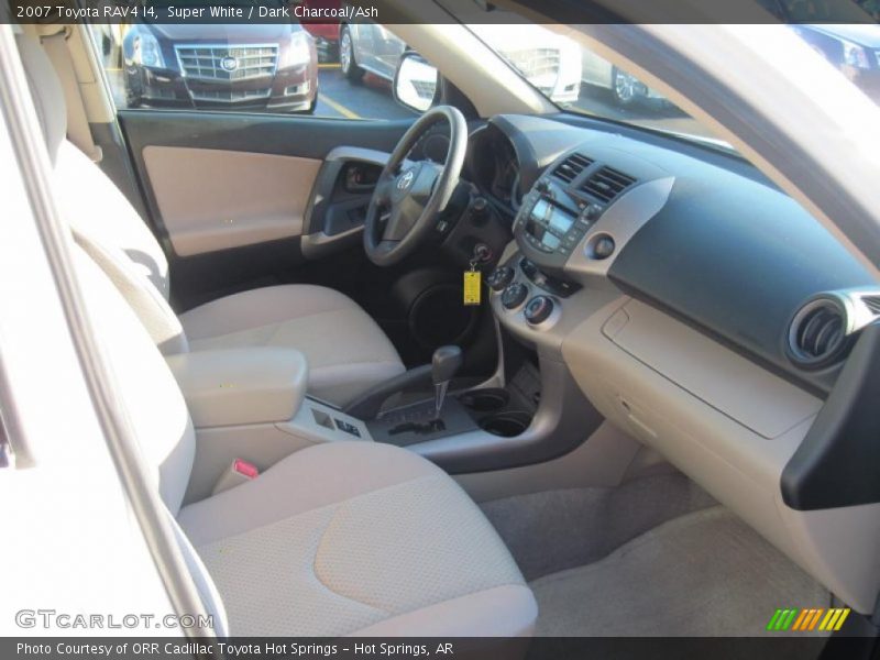 Super White / Dark Charcoal/Ash 2007 Toyota RAV4 I4