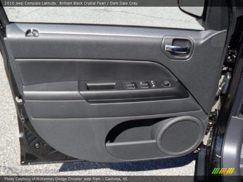 Brilliant Black Crystal Pearl / Dark Slate Gray 2010 Jeep Compass Latitude