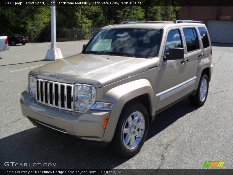 Light Sandstone Metallic / Dark Slate Gray/Pebble Beige 2010 Jeep Patriot Sport