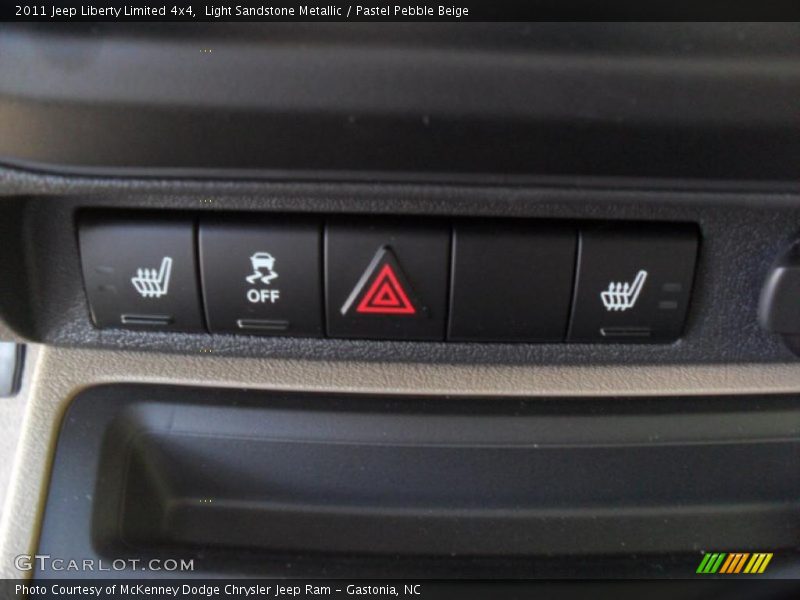 Light Sandstone Metallic / Pastel Pebble Beige 2011 Jeep Liberty Limited 4x4