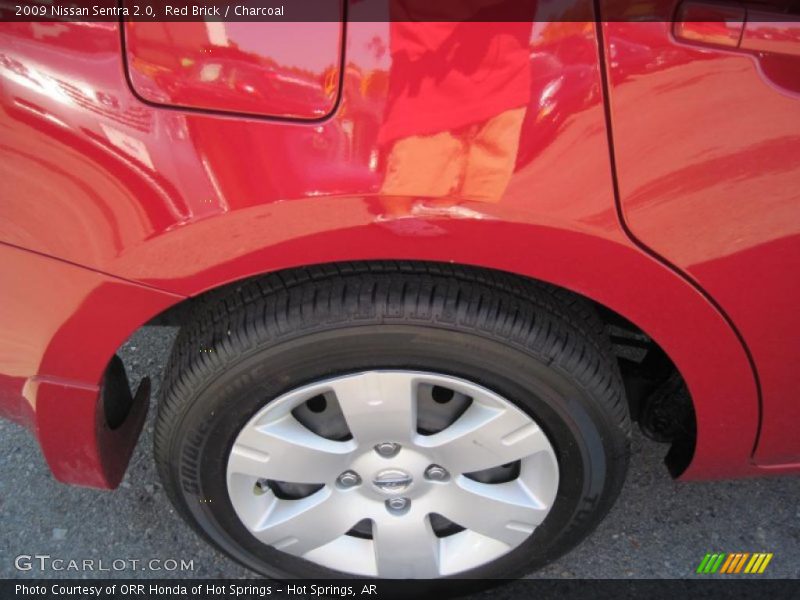 Red Brick / Charcoal 2009 Nissan Sentra 2.0