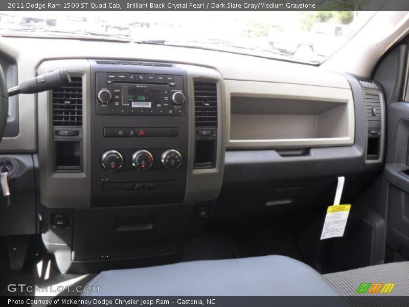 Brilliant Black Crystal Pearl / Dark Slate Gray/Medium Graystone 2011 Dodge Ram 1500 ST Quad Cab