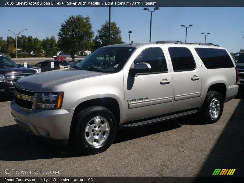 Silver Birch Metallic / Light Titanium/Dark Titanium 2009 Chevrolet Suburban LT 4x4