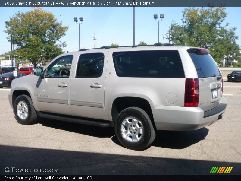 Silver Birch Metallic / Light Titanium/Dark Titanium 2009 Chevrolet Suburban LT 4x4