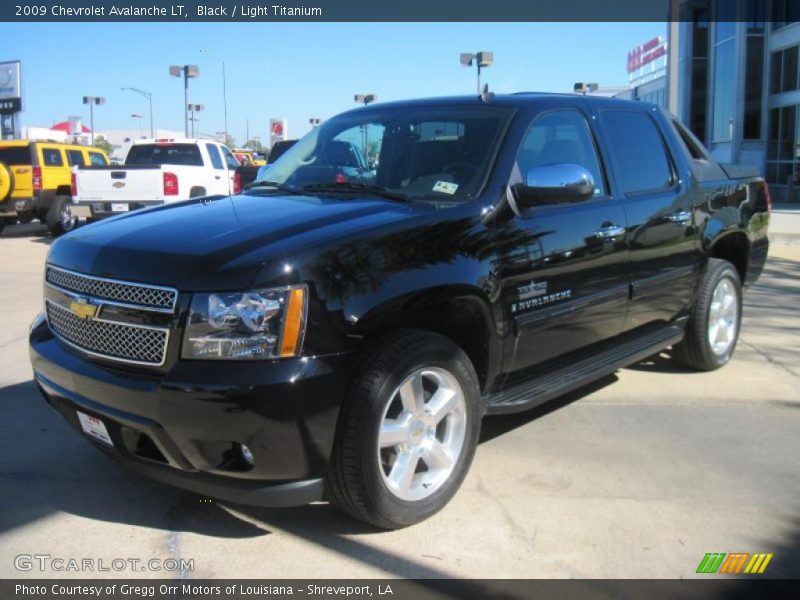 Black / Light Titanium 2009 Chevrolet Avalanche LT
