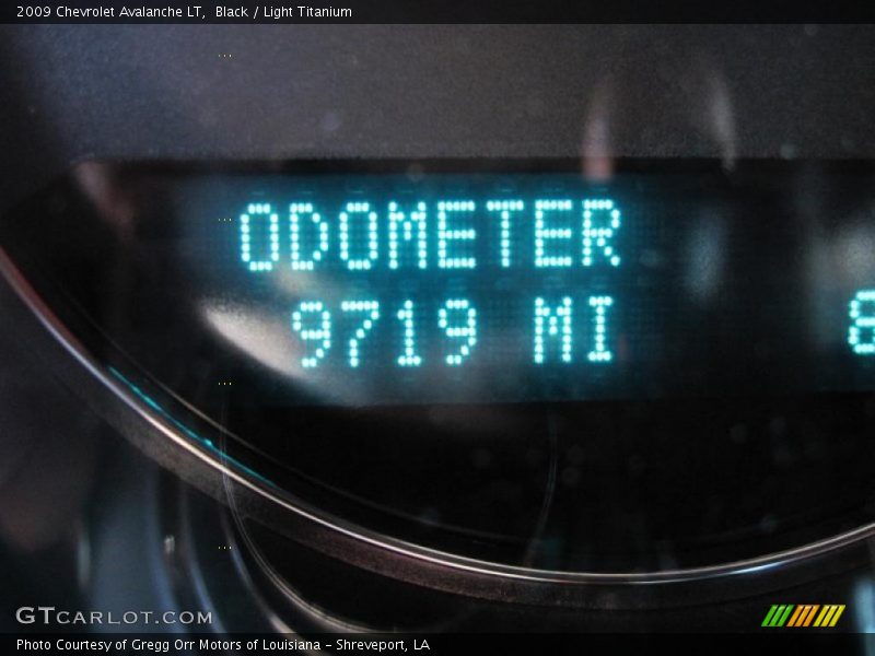 Black / Light Titanium 2009 Chevrolet Avalanche LT