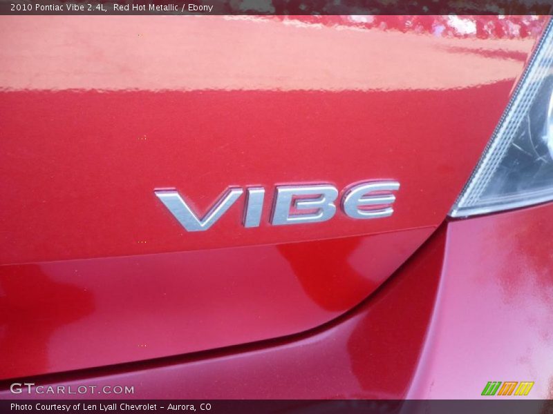 Red Hot Metallic / Ebony 2010 Pontiac Vibe 2.4L