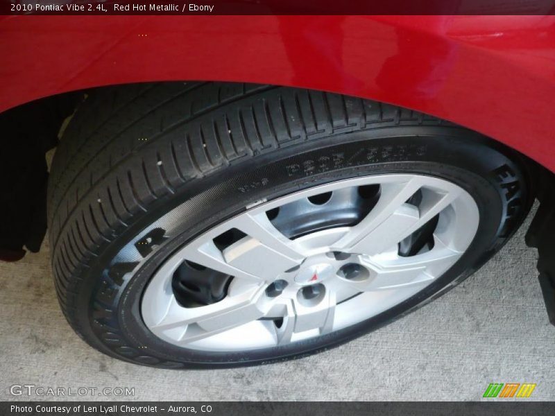 Red Hot Metallic / Ebony 2010 Pontiac Vibe 2.4L