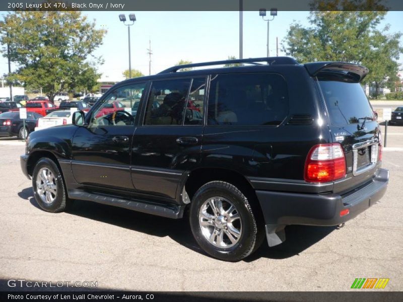 Black Onyx / Ivory 2005 Lexus LX 470