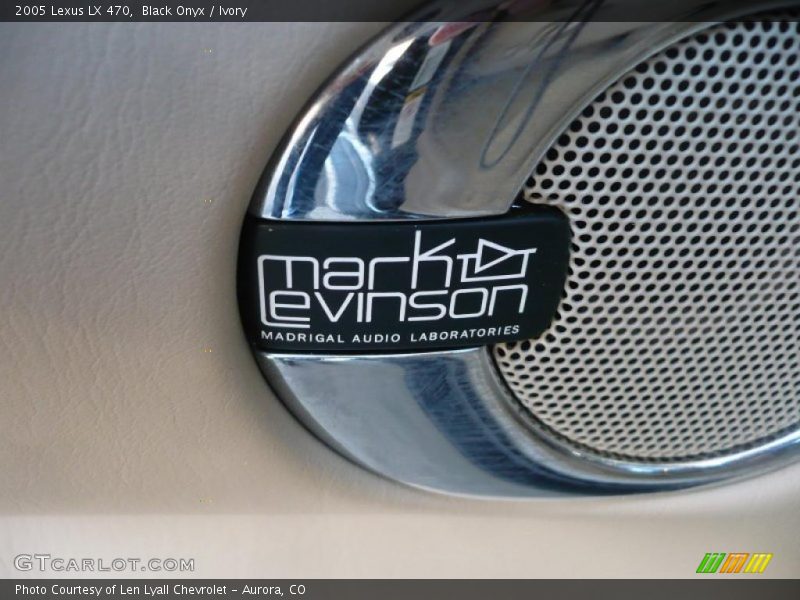 Black Onyx / Ivory 2005 Lexus LX 470