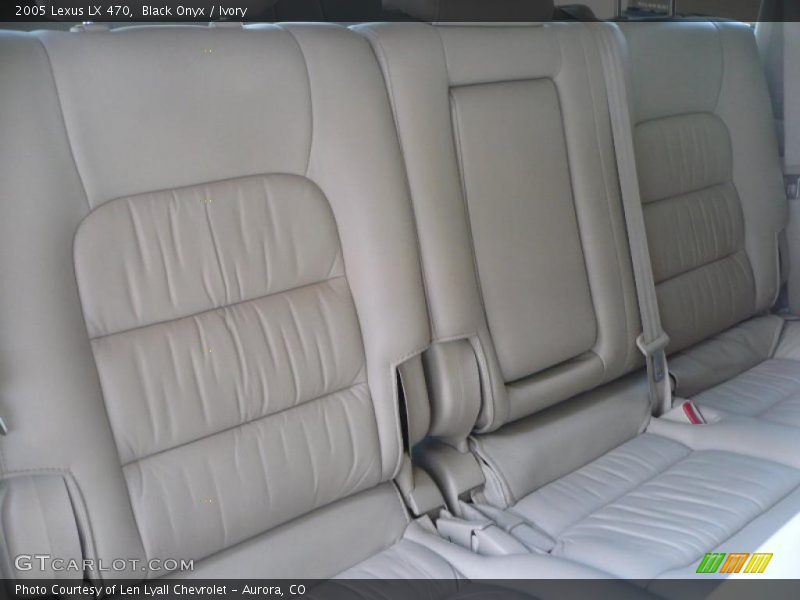 Black Onyx / Ivory 2005 Lexus LX 470