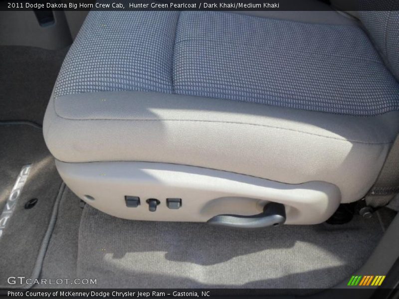Hunter Green Pearlcoat / Dark Khaki/Medium Khaki 2011 Dodge Dakota Big Horn Crew Cab