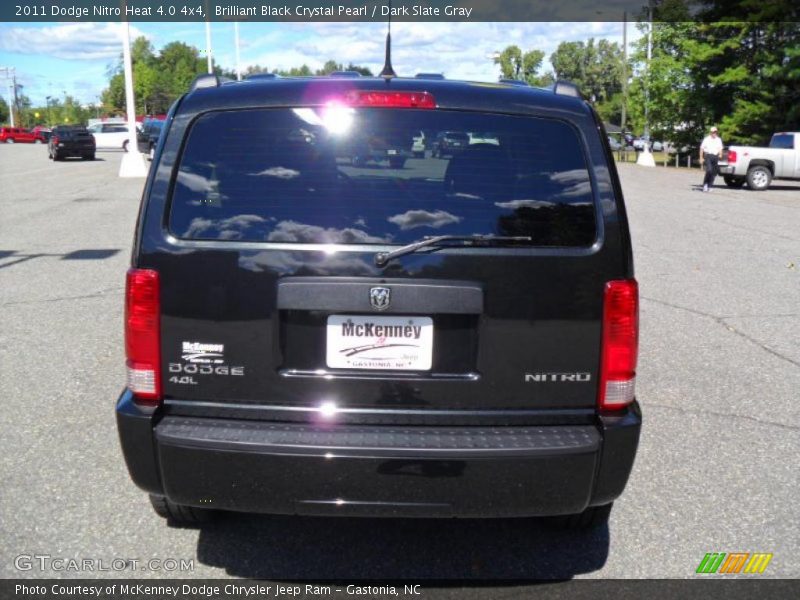 Brilliant Black Crystal Pearl / Dark Slate Gray 2011 Dodge Nitro Heat 4.0 4x4