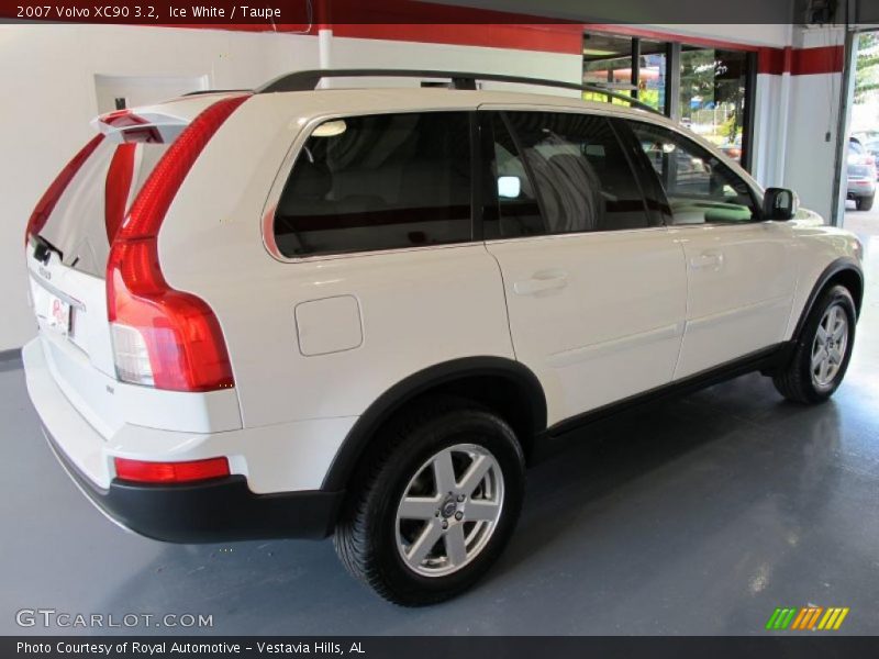 Ice White / Taupe 2007 Volvo XC90 3.2