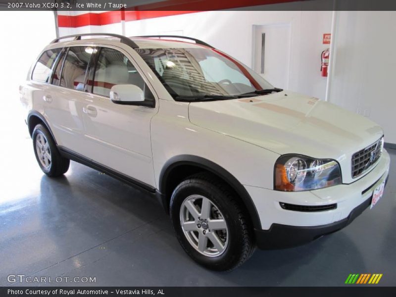 Ice White / Taupe 2007 Volvo XC90 3.2