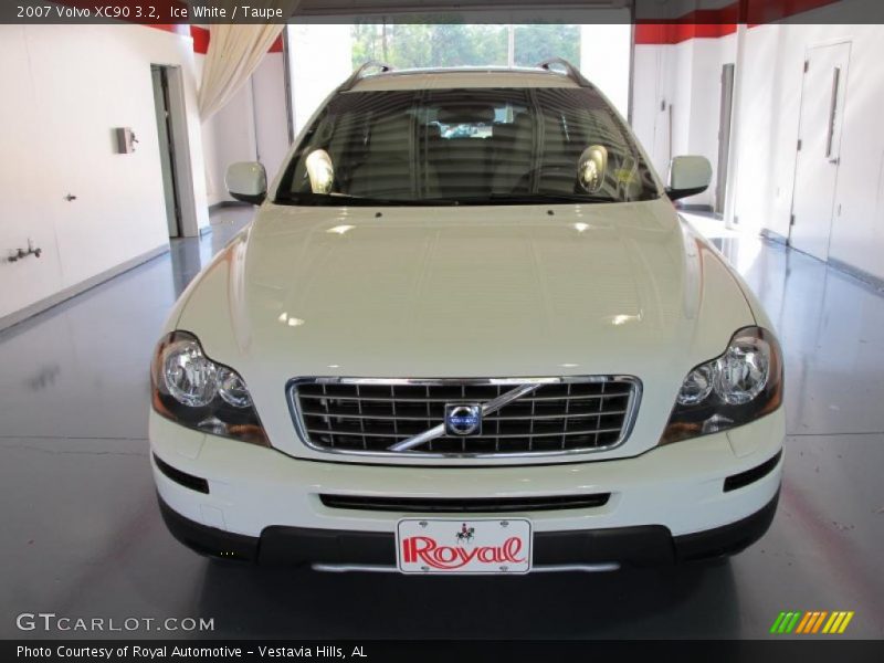 Ice White / Taupe 2007 Volvo XC90 3.2