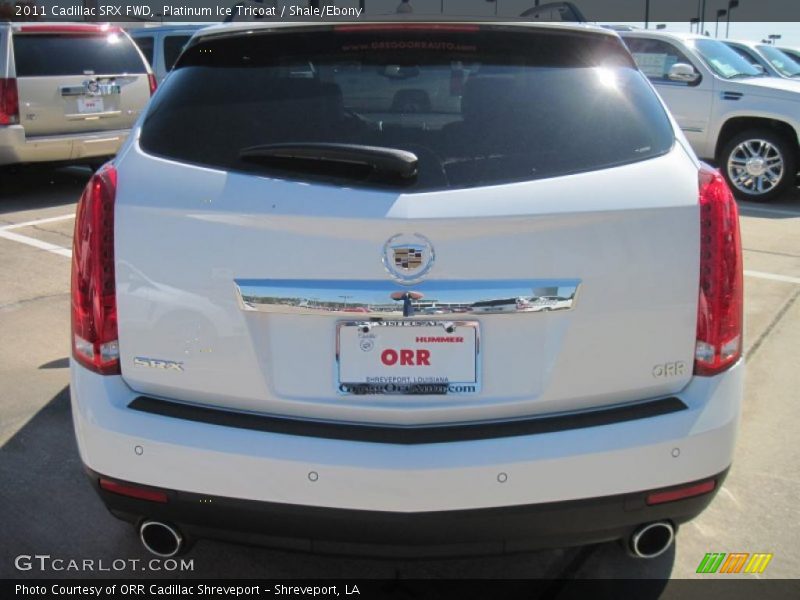 Platinum Ice Tricoat / Shale/Ebony 2011 Cadillac SRX FWD