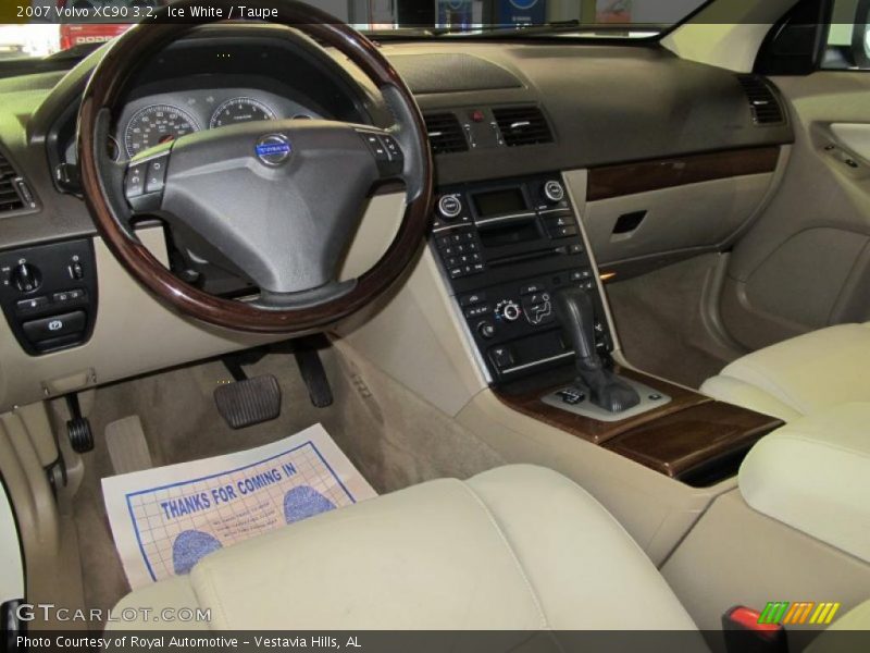 Ice White / Taupe 2007 Volvo XC90 3.2