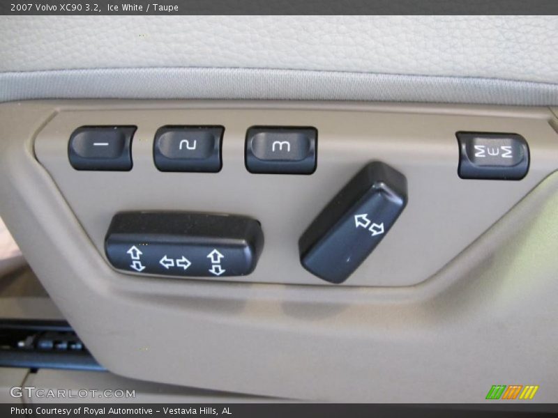 Ice White / Taupe 2007 Volvo XC90 3.2