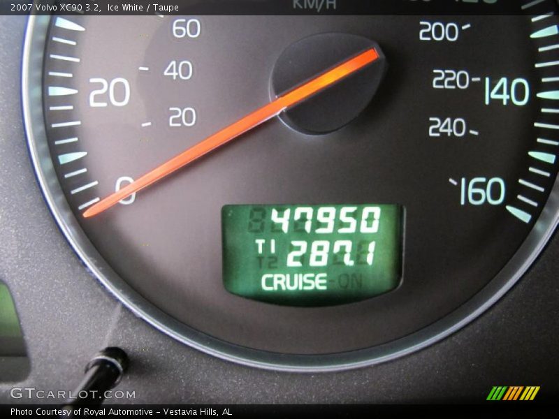 Ice White / Taupe 2007 Volvo XC90 3.2