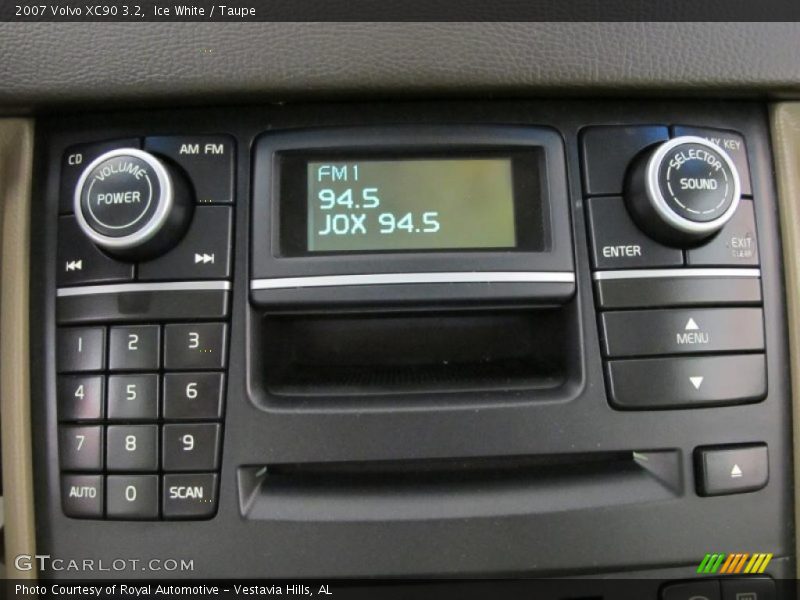 Ice White / Taupe 2007 Volvo XC90 3.2