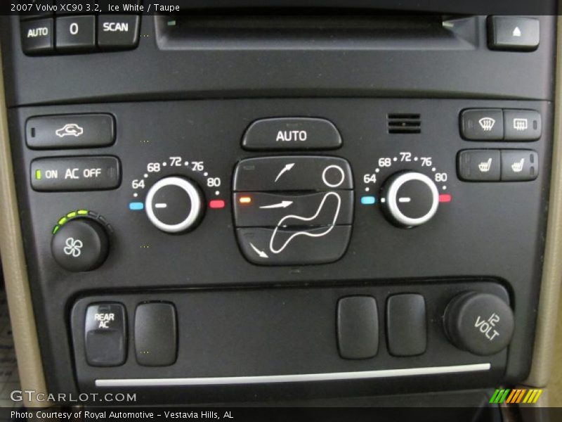 Ice White / Taupe 2007 Volvo XC90 3.2