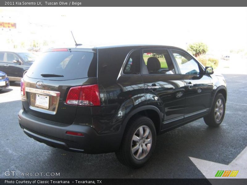 Tuscan Olive / Beige 2011 Kia Sorento LX
